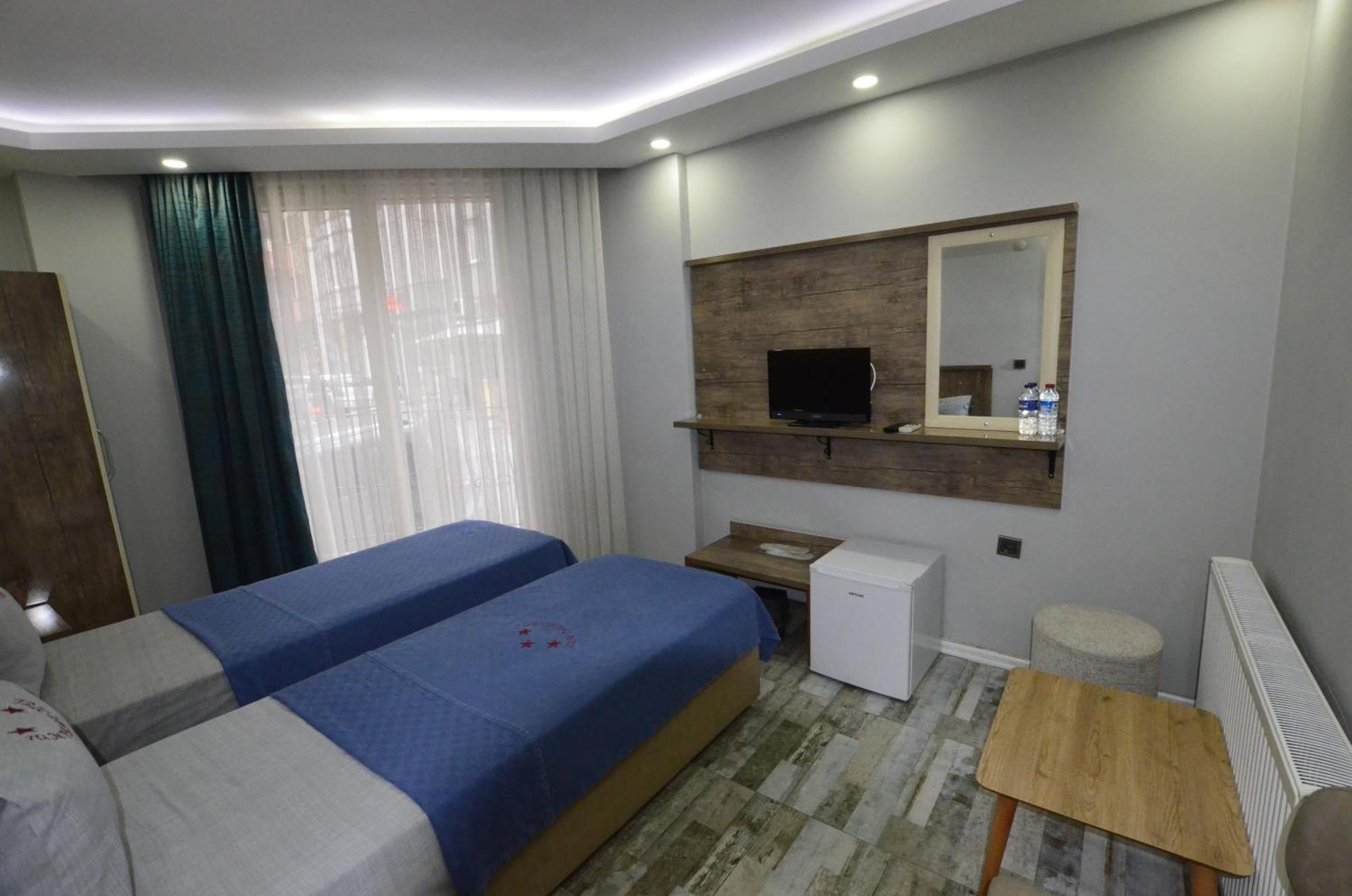 Tuem Palace Otel Бандырма Экстерьер фото
